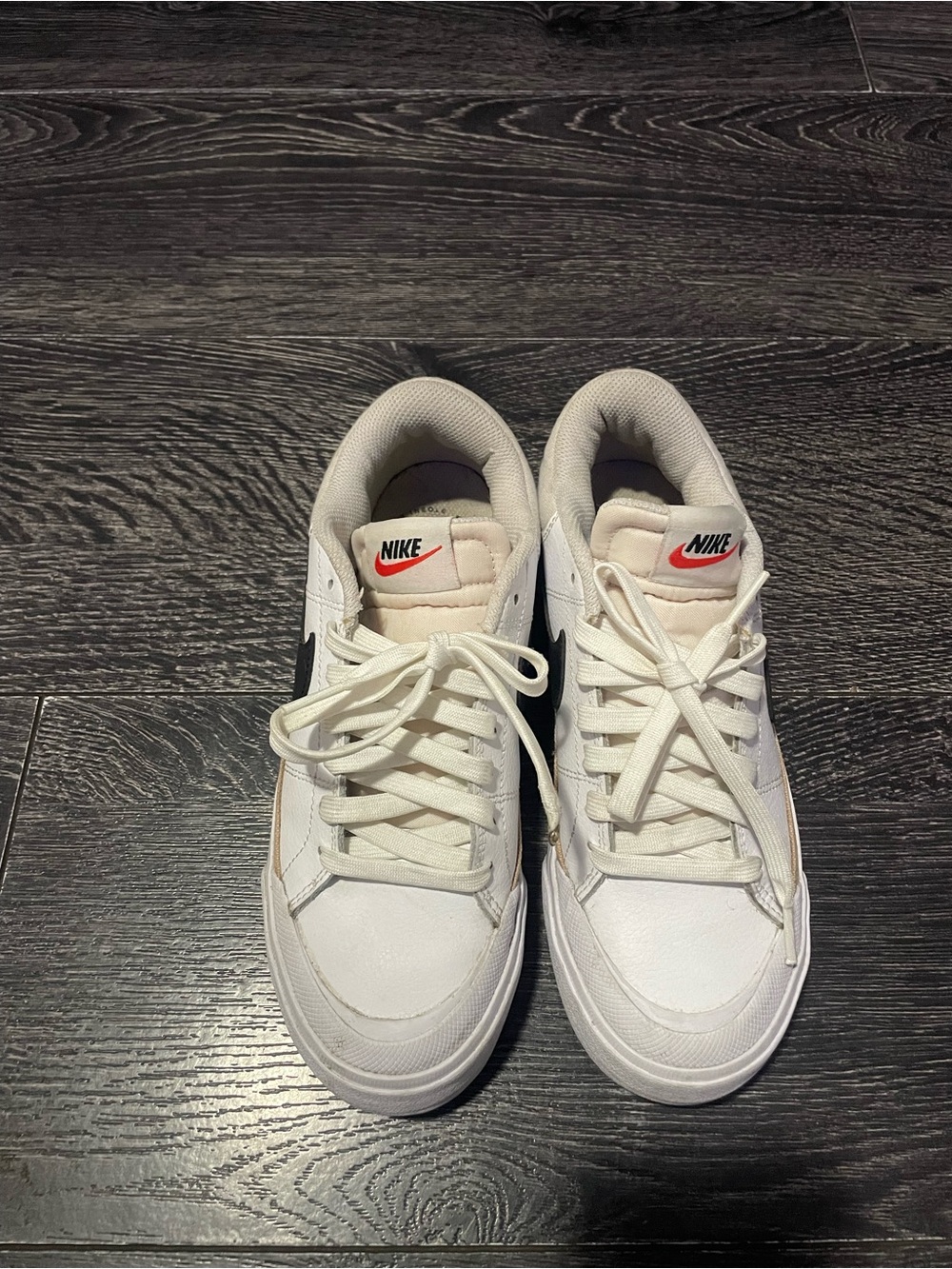 Nike White Low-Top Sneakers Platform sole with Black Swoosh and Tan Stripe - Picture 4 of 8